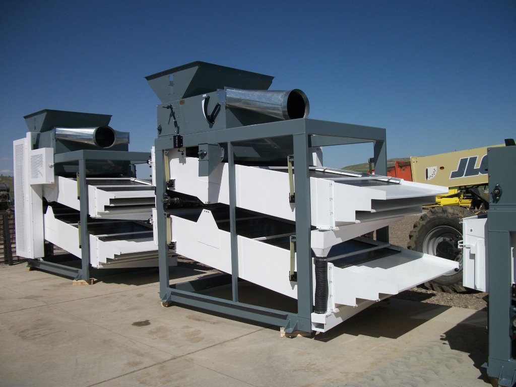 Chickpea Sizer, Six Decks 54" x 108"